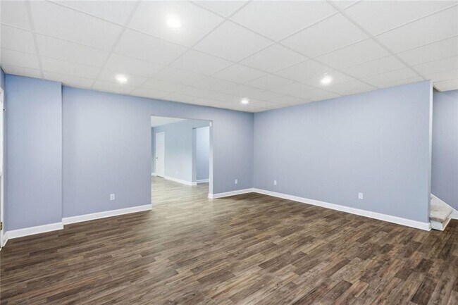Building Photo - 518 S Fortune Way