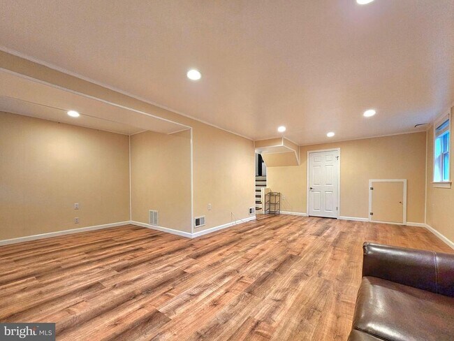 Building Photo - 8503 Conover Pl