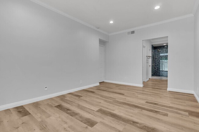 Building Photo - 28191 Newport Way