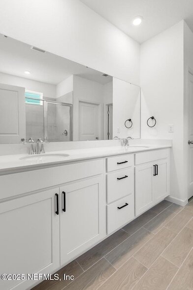Building Photo - 355 Miromar Lk Dr