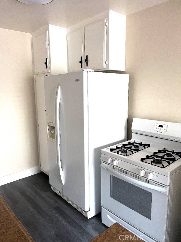 Building Photo - 2115 Placentia Ave