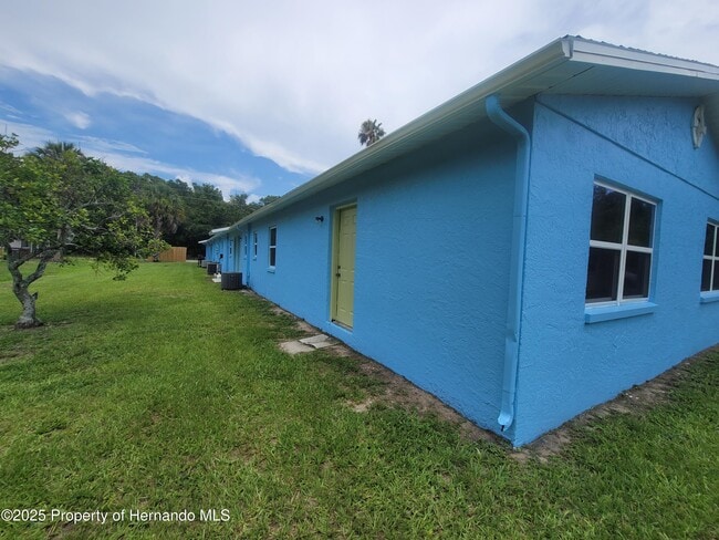 Building Photo - 773 NE 9th St