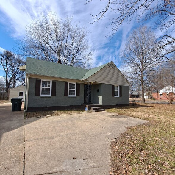 Primary Photo - 1193 Wright Rd