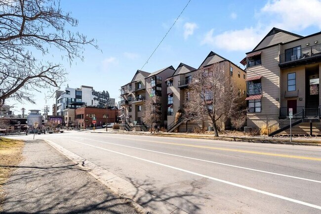 Building Photo - 3047 Tejon St