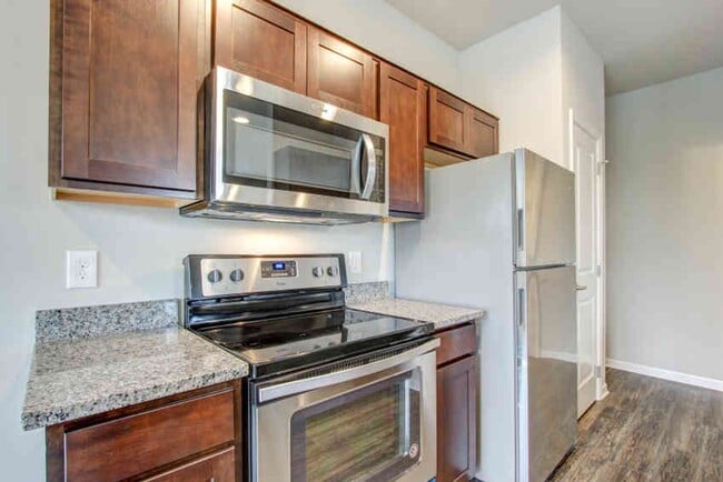 Building Photo - Mid-Town Park