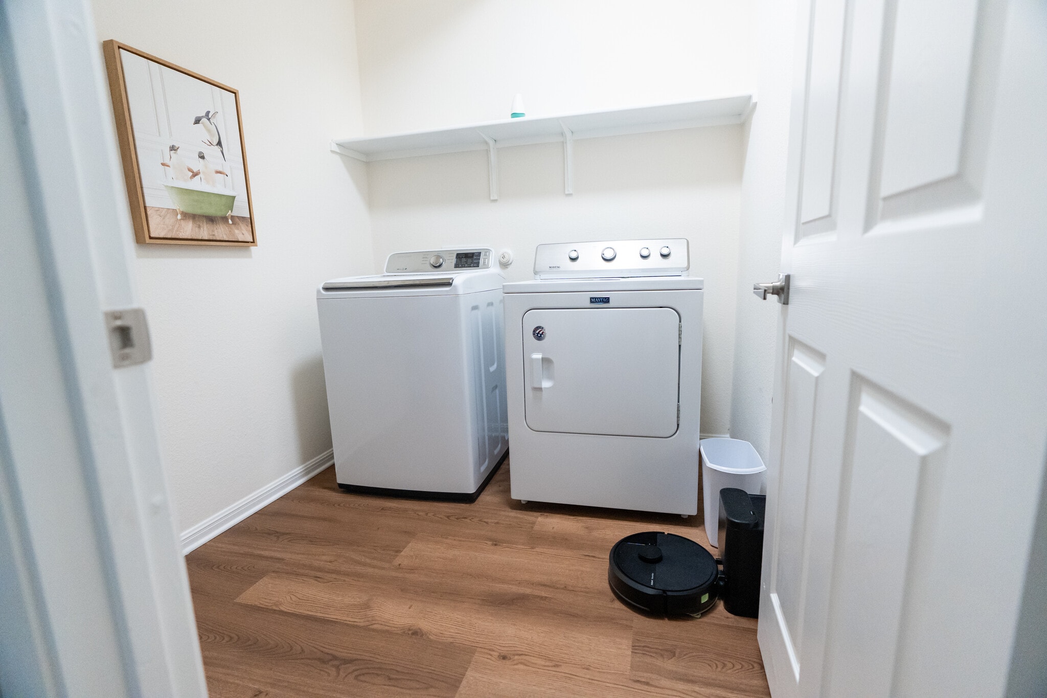 Building Photo - Room in Condo on Red Bud Ridge Ln