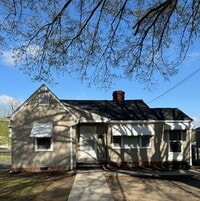 Building Photo - Cozy 2-Bedroom, 1-Bathroom Home w/ a Bonus Room