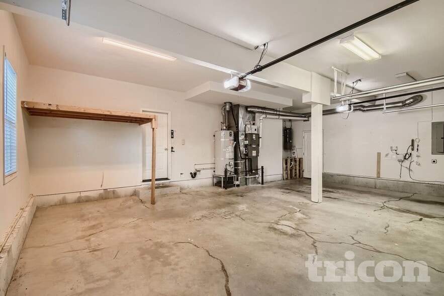 Building Photo - 28501 SW Meadows Loop