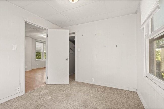 Building Photo - 3 bedroom house for rent