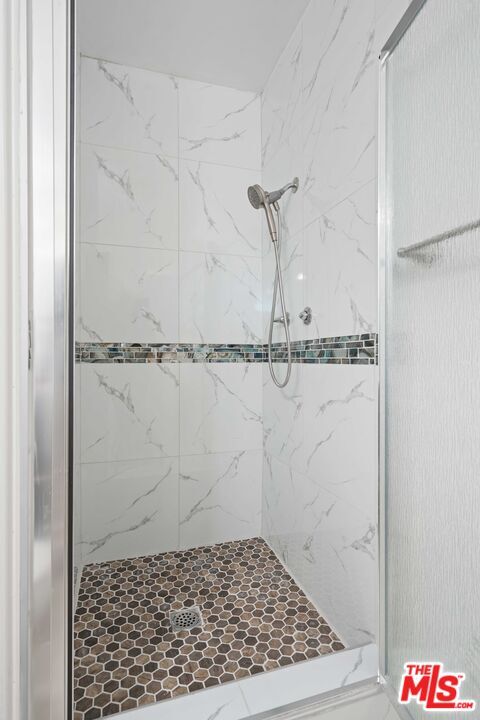 Building Photo - 6558 Neddy Ave