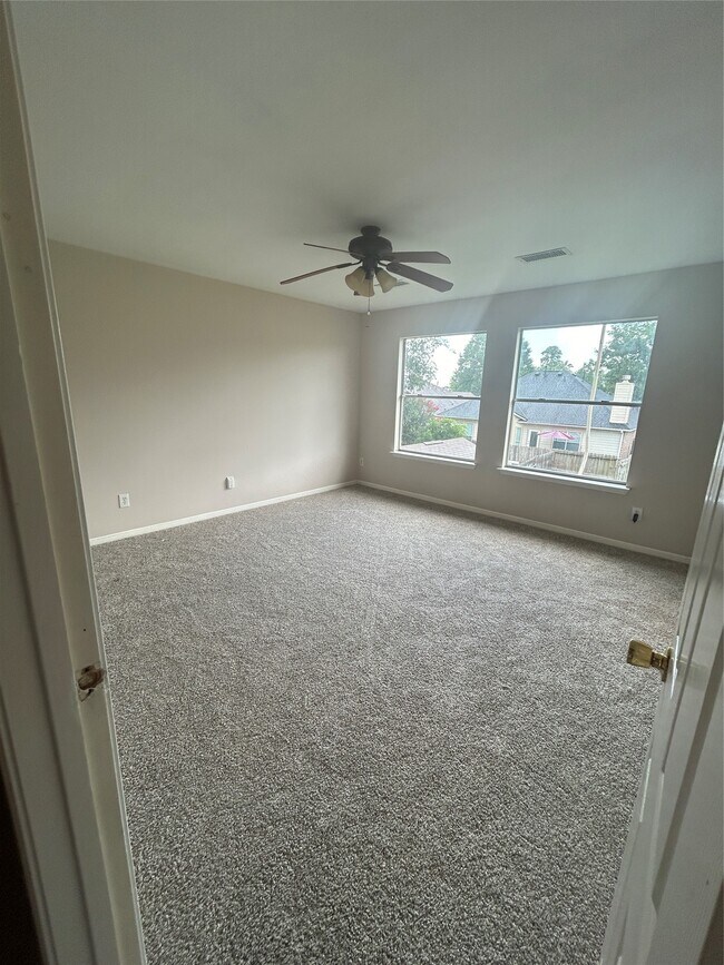 Building Photo - 2822 Green Lodge Cir