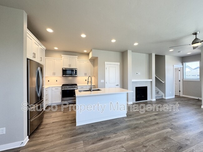 Building Photo - 5575 SE 80th Ave