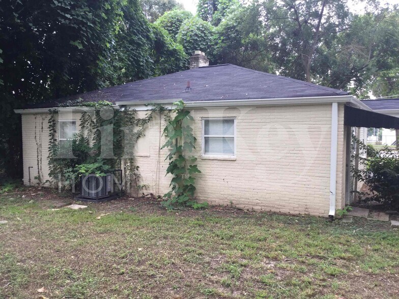 Building Photo - 676 Bridge Ave