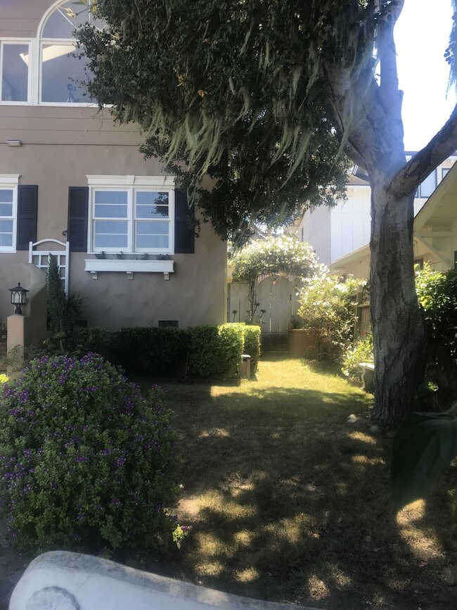 Primary Photo - 515 Hillcrest Ave
