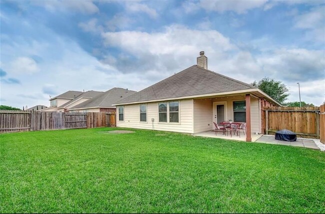 Building Photo - 23614 Fairport Harbor Ln