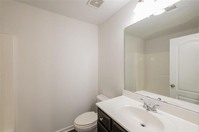 Building Photo - 2341 Attewood Dr