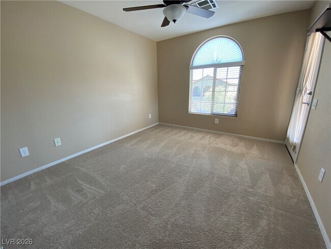 Building Photo - 10748 Khalua Ave