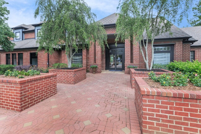 Building Photo - Mission Matthews Place