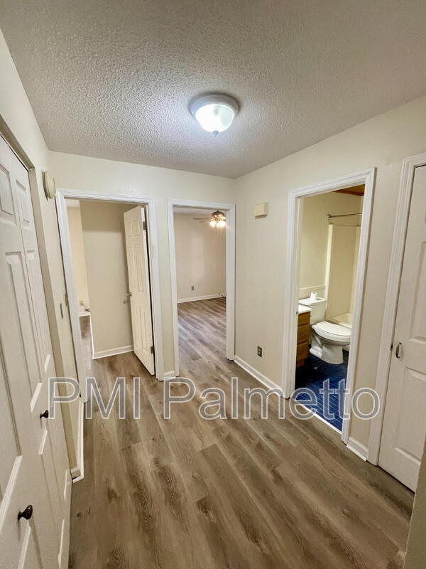 Building Photo - 61A Battery Walk Ct