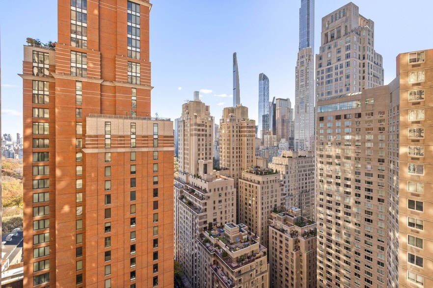 Building Photo - 20 W 64th St