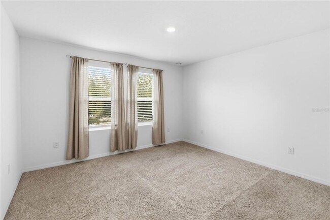 Building Photo - 1851 Roosevelt Pl