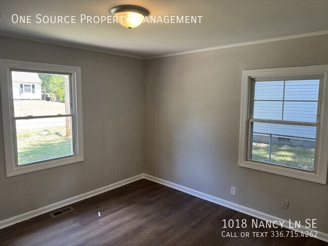 Building Photo - 1018 Nancy Ln SE