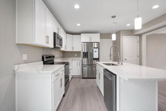 Building Photo - 2253 Papermill Rd