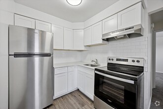 Building Photo - 13659 Philmont Ave