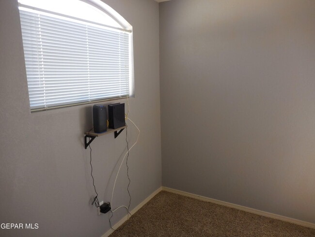 Building Photo - 7045 Eagle Nest Ct
