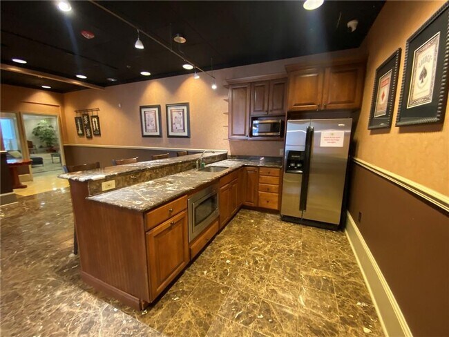 Building Photo - 1280 W Peachtree St NW