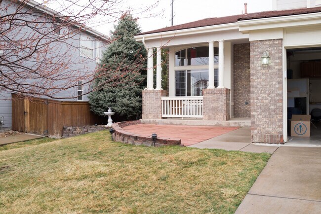 Building Photo - Evolve Real Estate: Available Immediately 3 Bedroom on a Huge Lot Facing Open Space! No Pets.