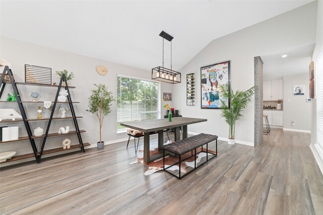 Building Photo - 12702 Ashford Creek Dr