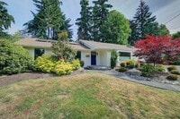 Building Photo - 5bd/2.75ba Mercer Island Home