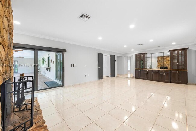 Building Photo - 9255 SW 108th St