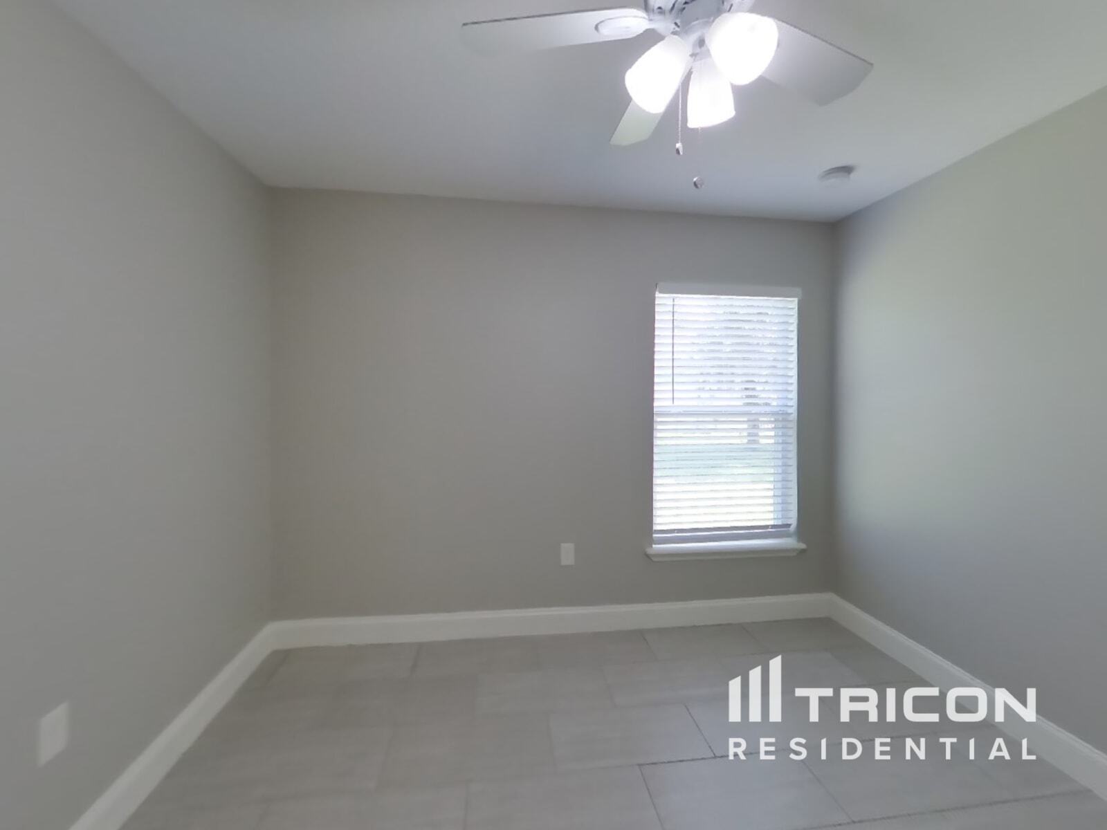 Building Photo - 3140 Tiburon Ln
