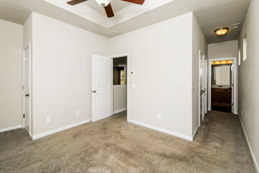 Building Photo - 24 Cottage Trace