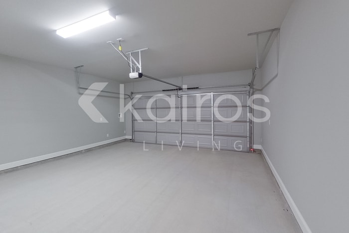 Building Photo - 13730 Willowmore Dr