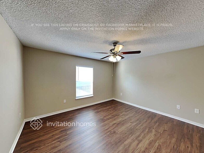 Building Photo - 10504 Opus Dr