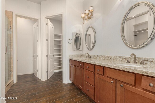 Building Photo - 13017 N northstar Dr