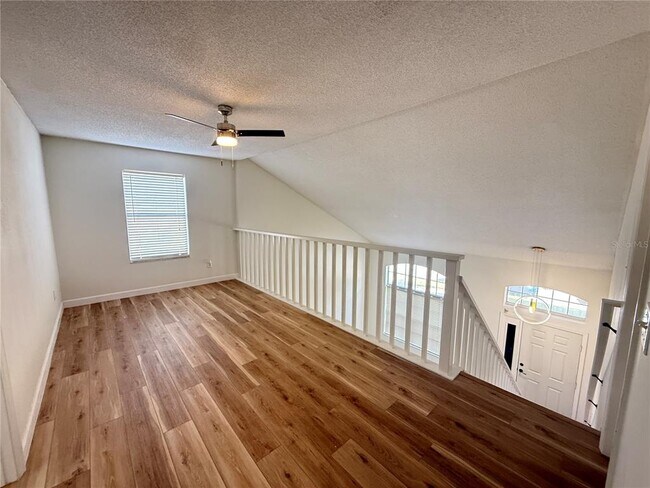 Building Photo - 10497 Sun Villa Blvd