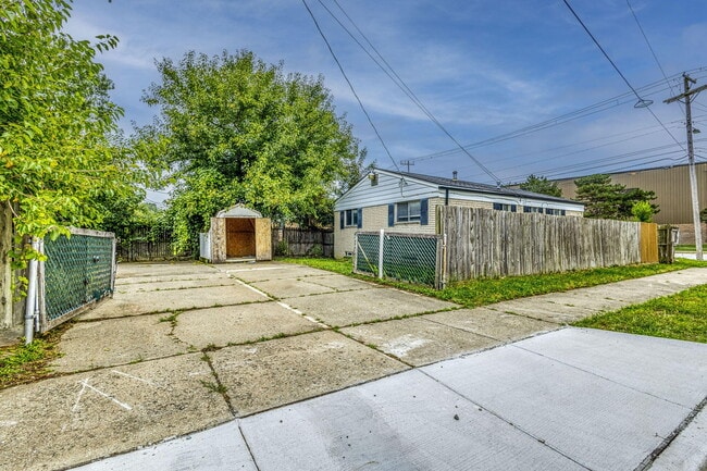 Building Photo - 11203 Toepfer Rd