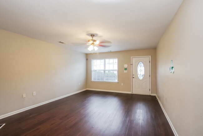 Building Photo - 3609 Shallow Oak Ct