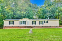 Building Photo - 166 Crystal Bay Dr