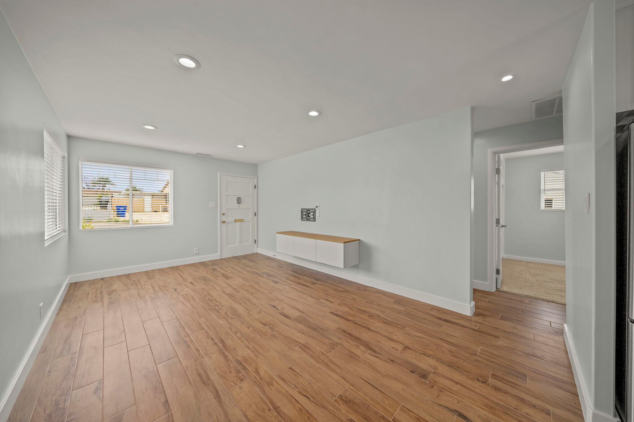 Building Photo - 6364 Osler St