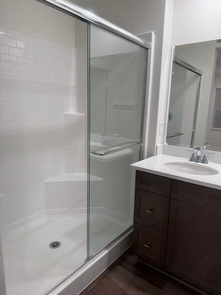 Building Photo - 4254 S Laguna Ave