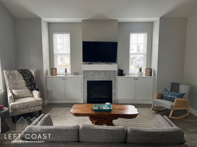 Building Photo - 4154 SE Inlet Ave