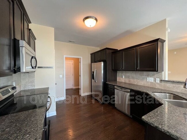 Building Photo - 93 Samuel Nicholas Dr