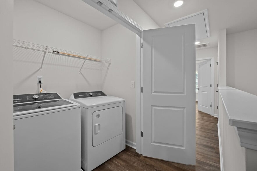 Building Photo - 4140 Trevino Dr