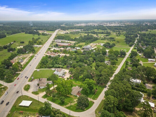 Building Photo - 15722 Treichel Rd