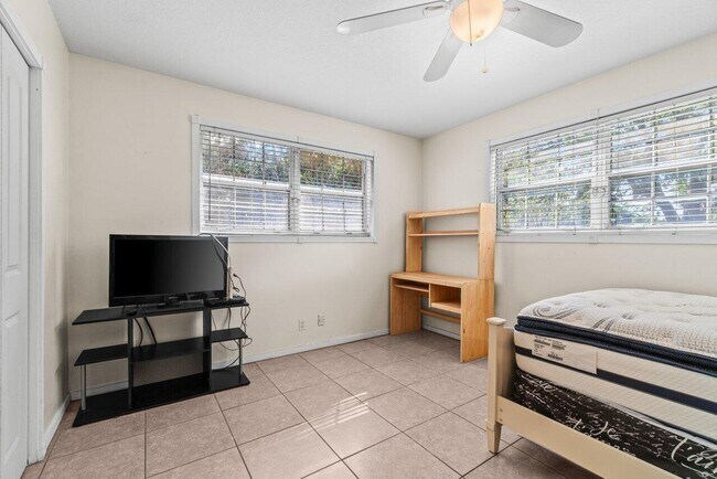 Building Photo - 5313 Colbright Rd